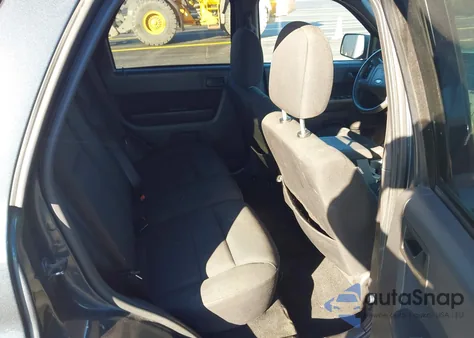 2009 Ford Escape Xlt from USA, damaged, VIN 1FMCU037X9KA80558